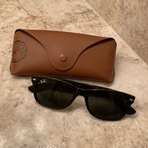 Ray-Ban New Wayfarer Sunglasses